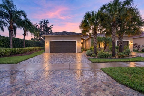 Photo of 5002 Emerald Isle Drive, Wimauma, FL 33598 (MLS # TB8554800)