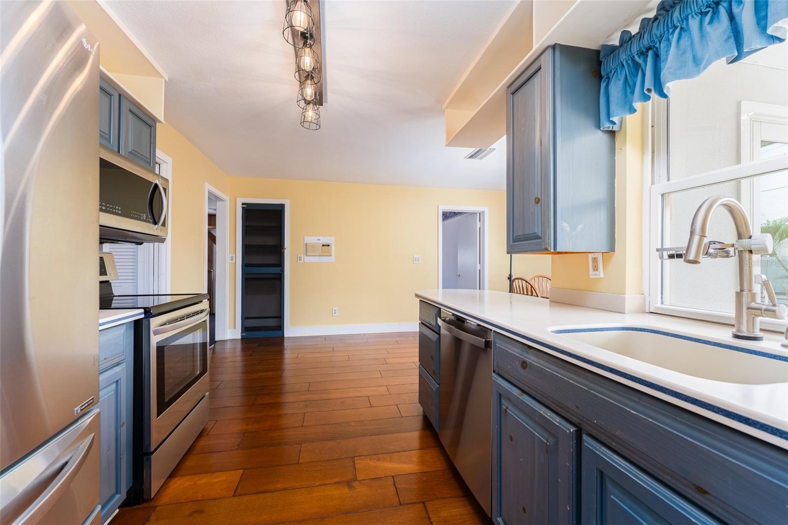 VINA-DEL-MAR SEC 1 - Residential