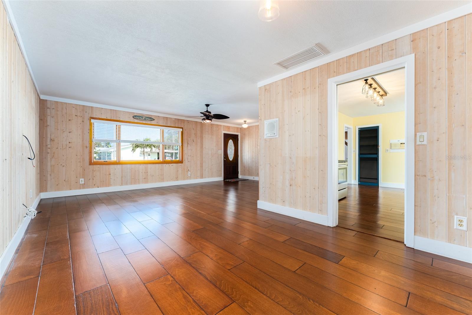 VINA-DEL-MAR SEC 1 - Residential