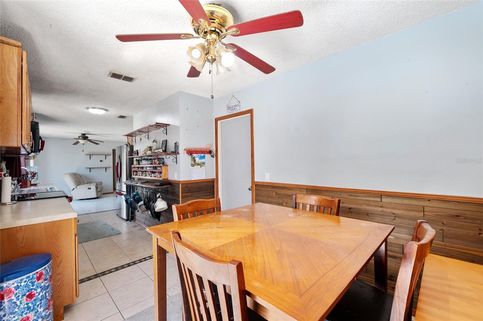 SILVER SPGS SHORES UN 12 - Residential