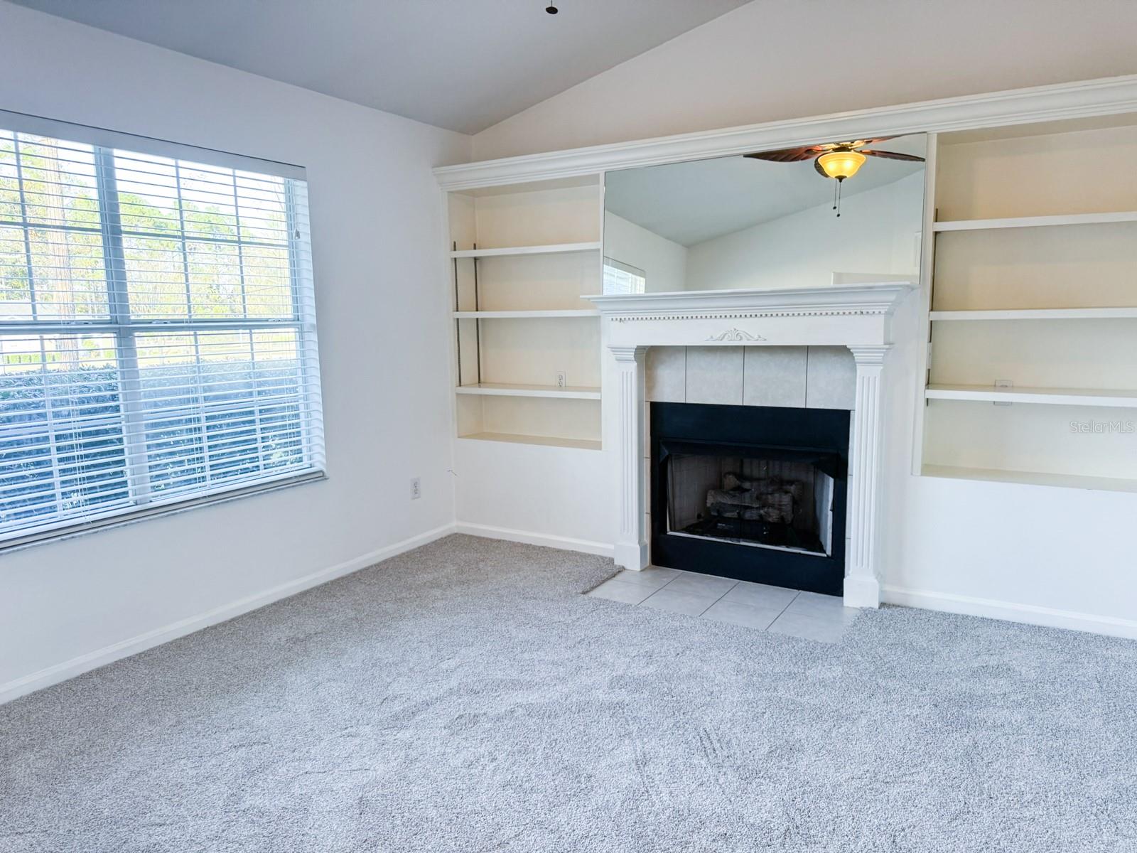 MEADOW GLEN REPL OF NOELLE ESTATE PH I - Residential