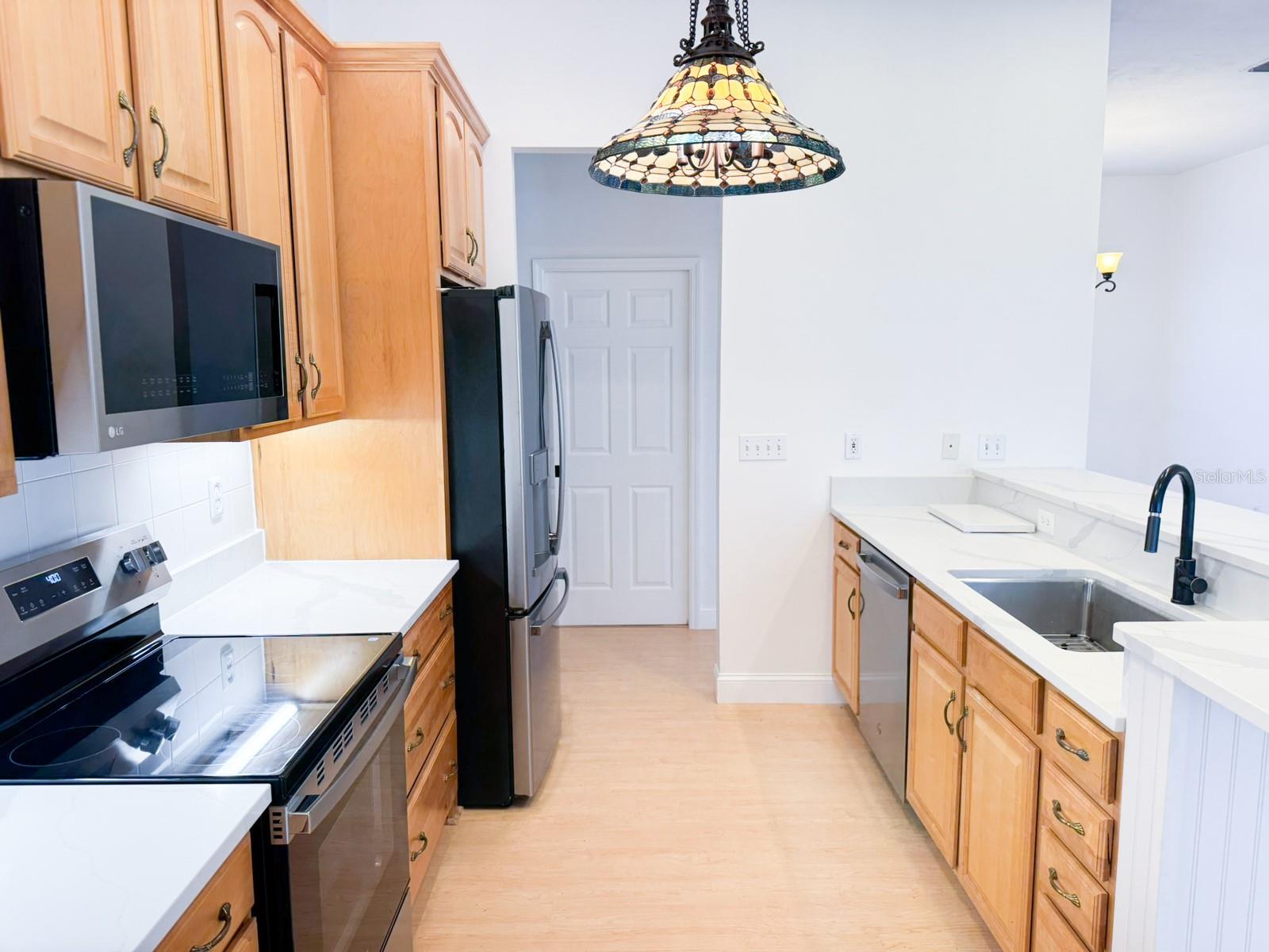 MEADOW GLEN REPL OF NOELLE ESTATE PH I - Residential