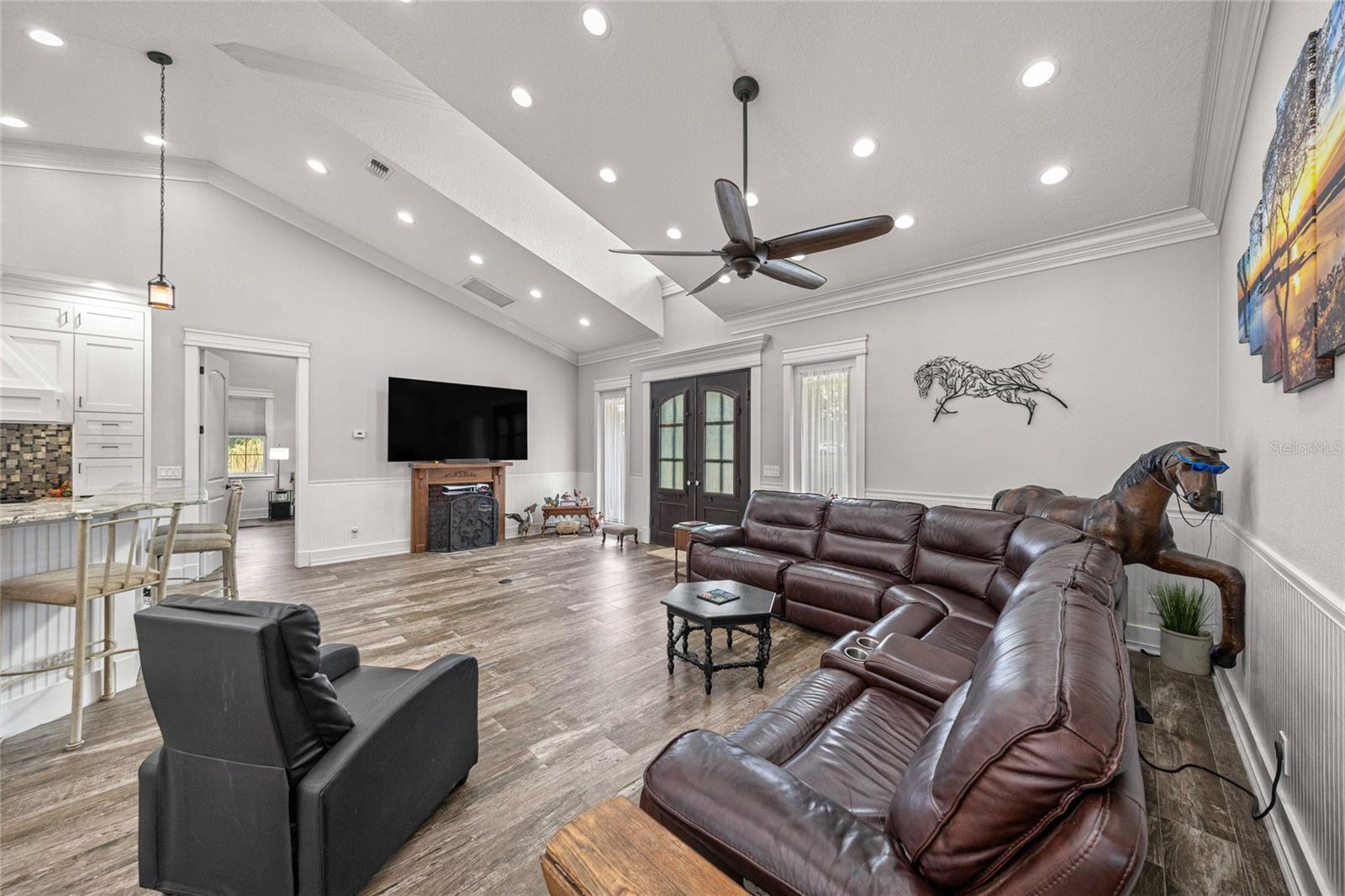 ACREAGE - Residential
