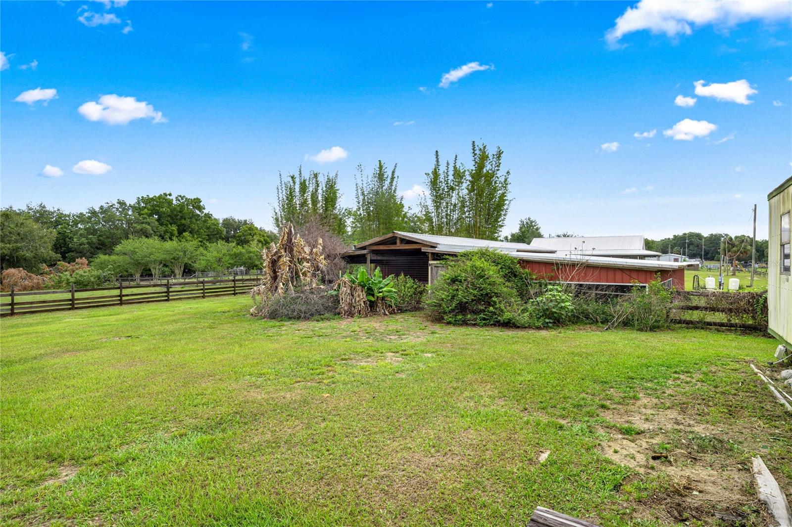 ACREAGE - Residential