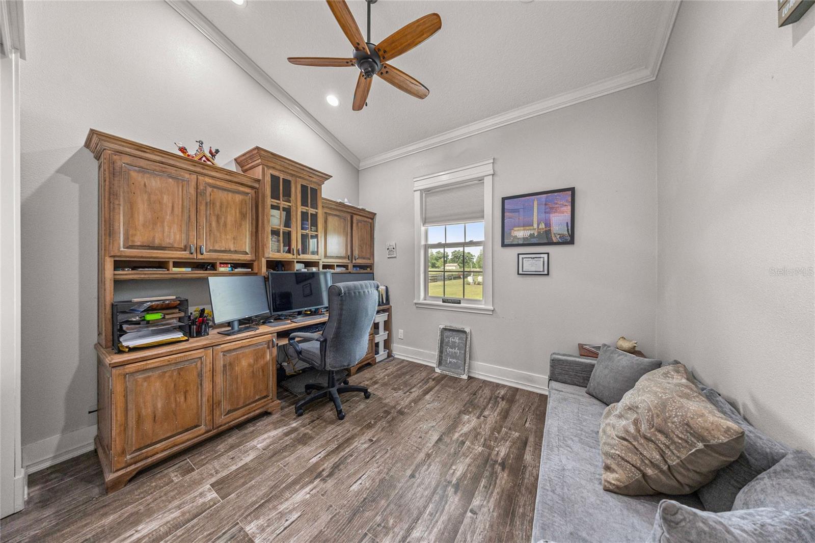 ACREAGE - Residential