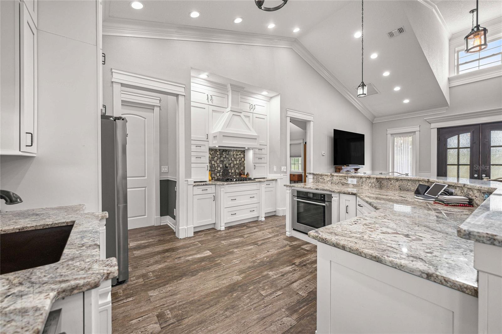 ACREAGE - Residential