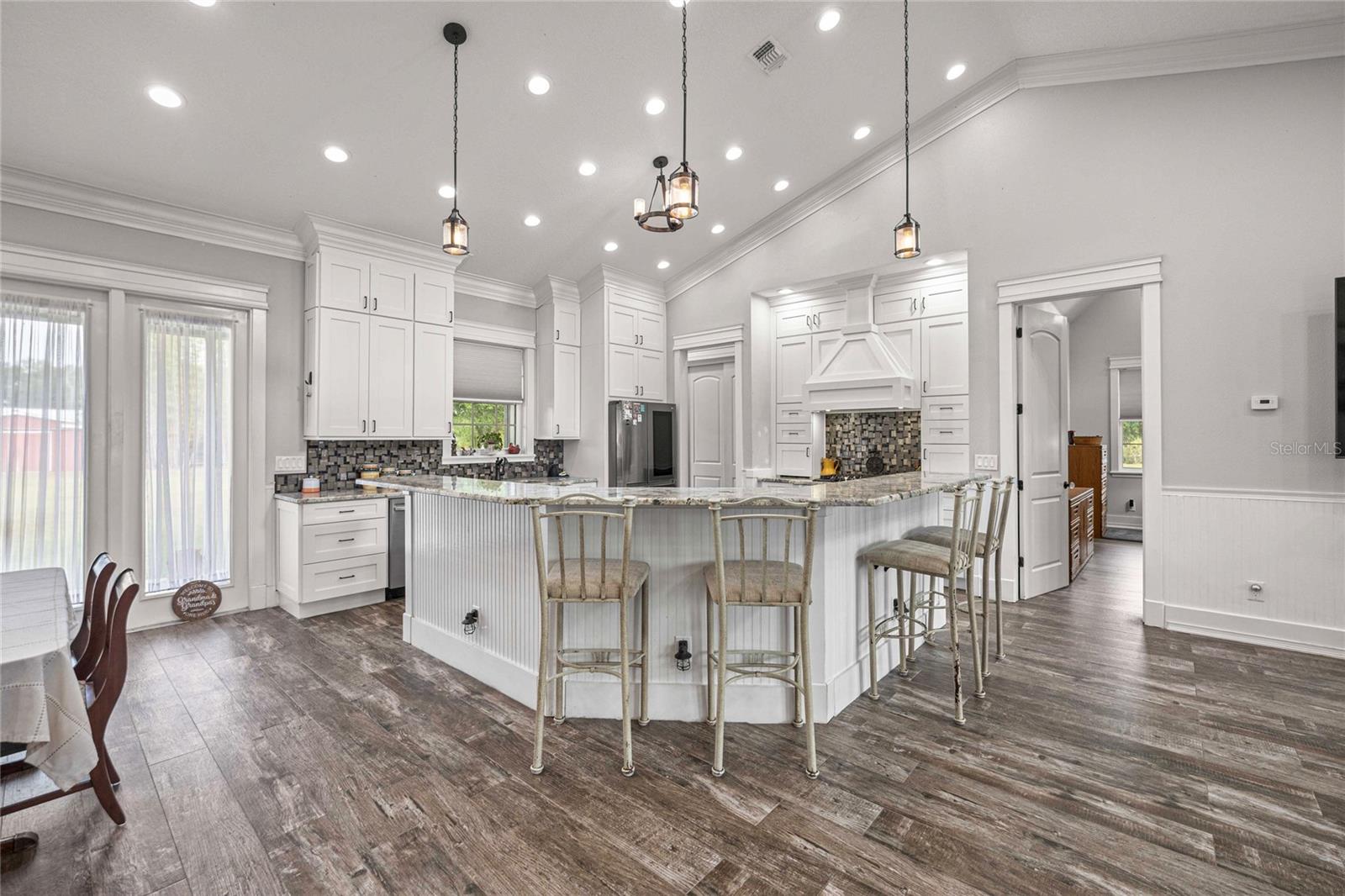 ACREAGE - Residential