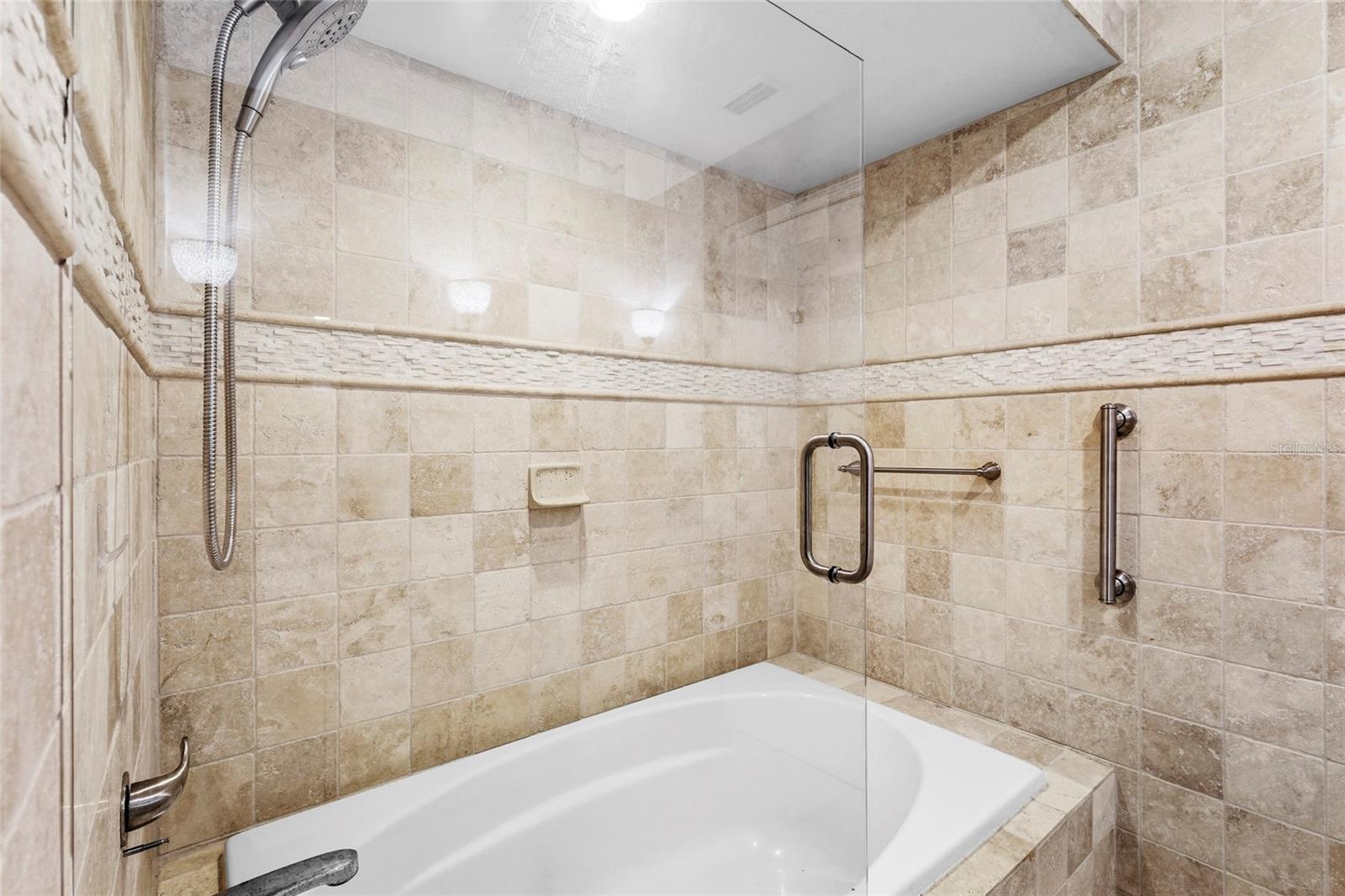 CROOKED CREEK SEC 1 - Residential