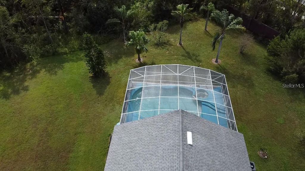 Photo of 548 Eagle Pointe S, Kissimmee, FL 34746 (MLS # S5145250)