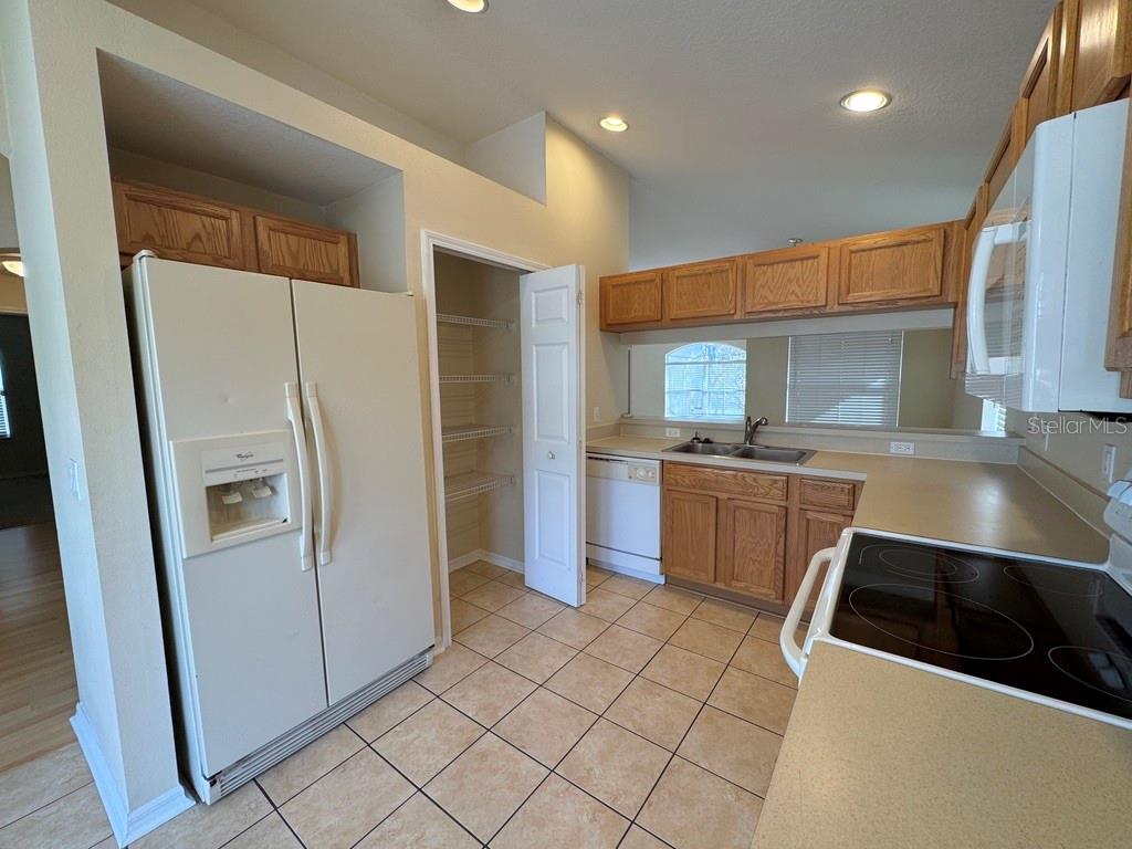 STERLING HILL PH 1A - Residential Lease