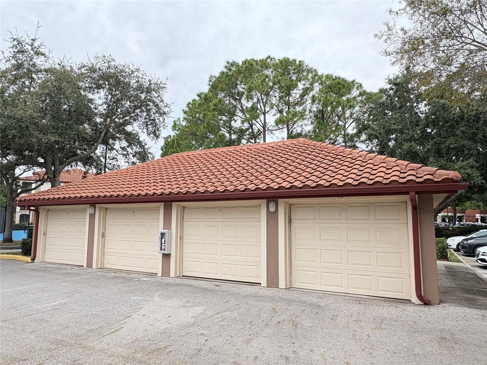 6177 METROWEST BOULEVARD 102