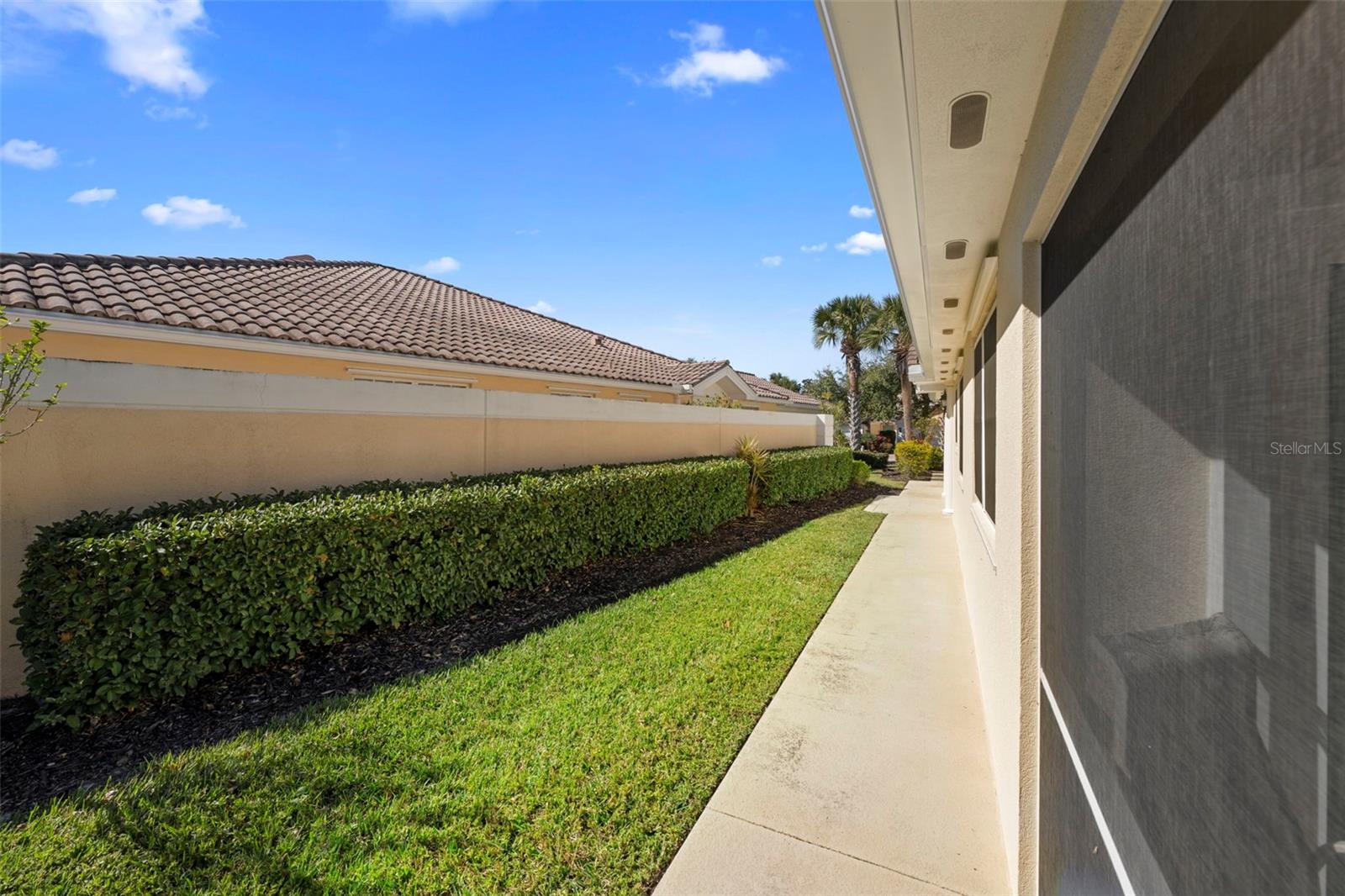 VILLAGEWALK - Residential