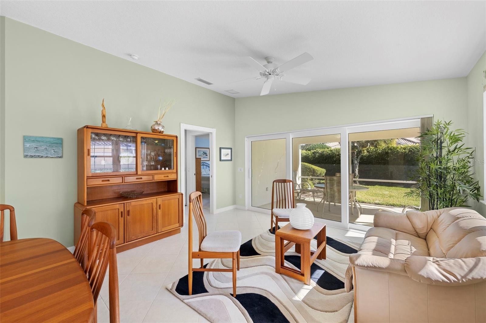 VILLAGEWALK - Residential