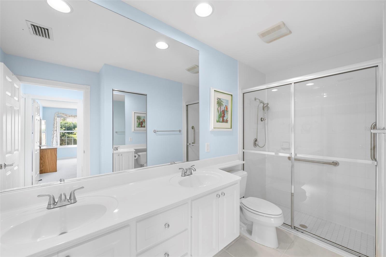 VILLAGEWALK - Residential