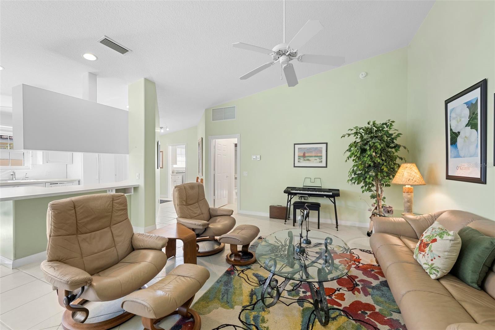 VILLAGEWALK - Residential