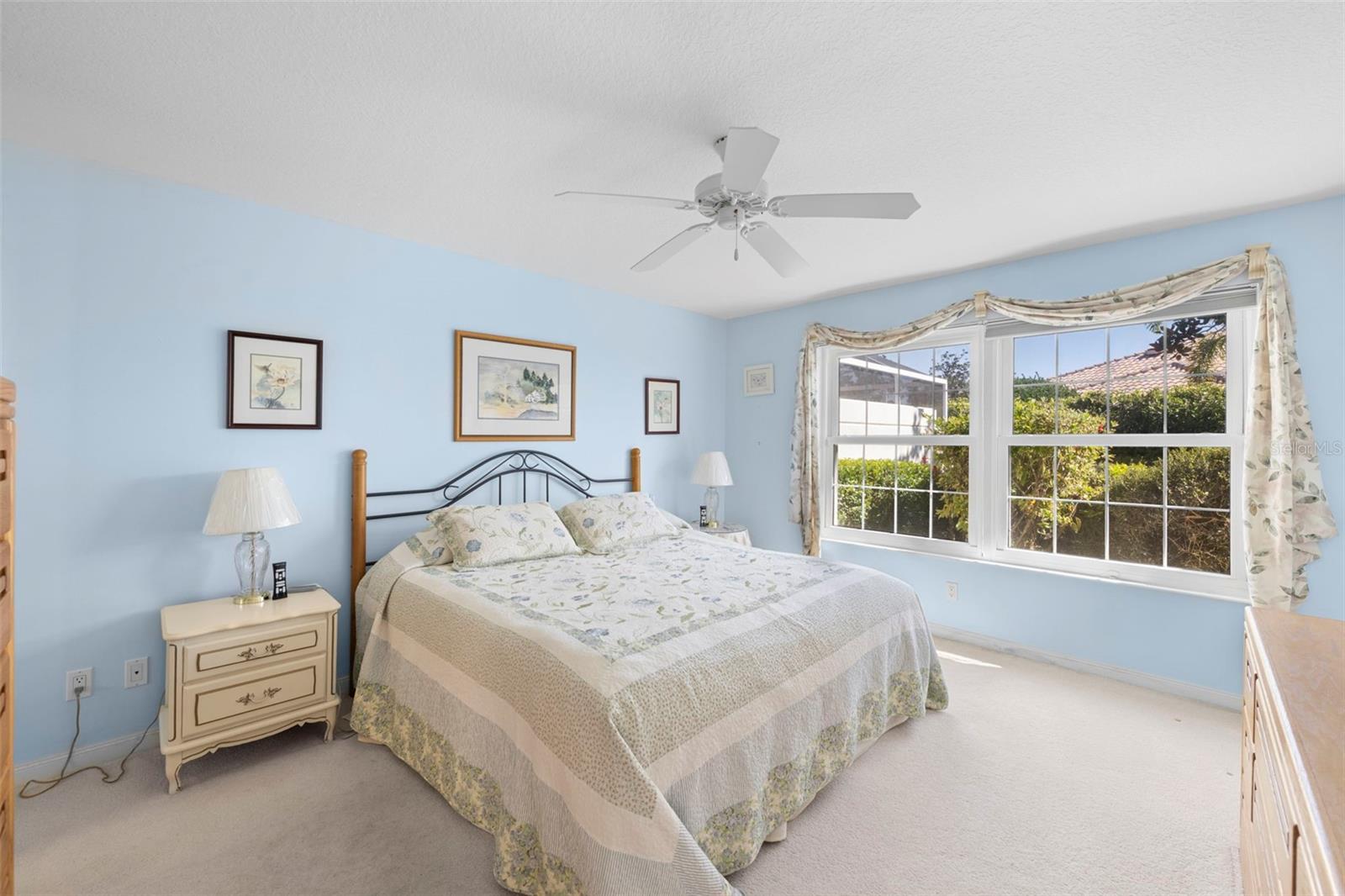 VILLAGEWALK - Residential