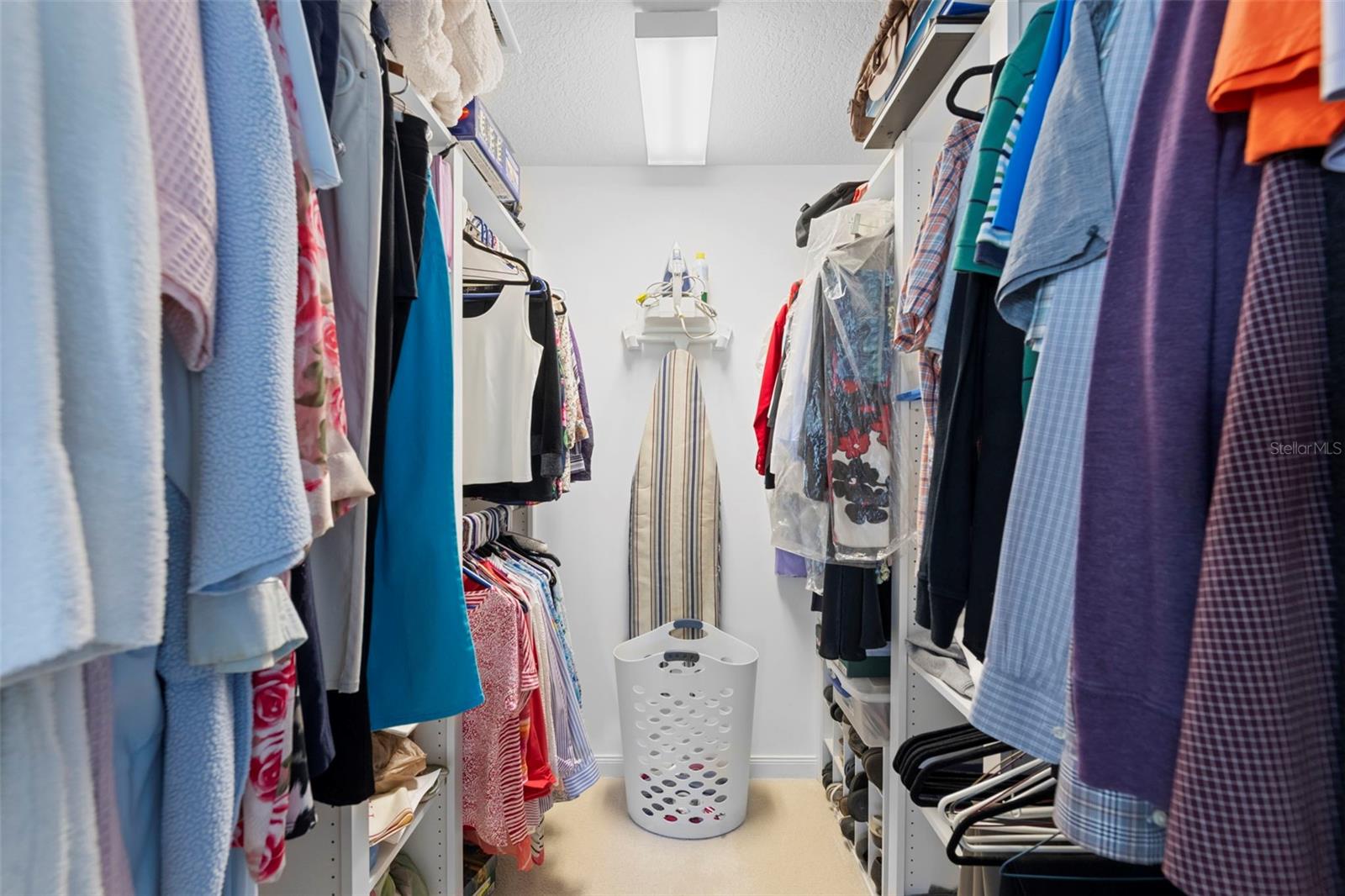 VILLAGEWALK - Residential