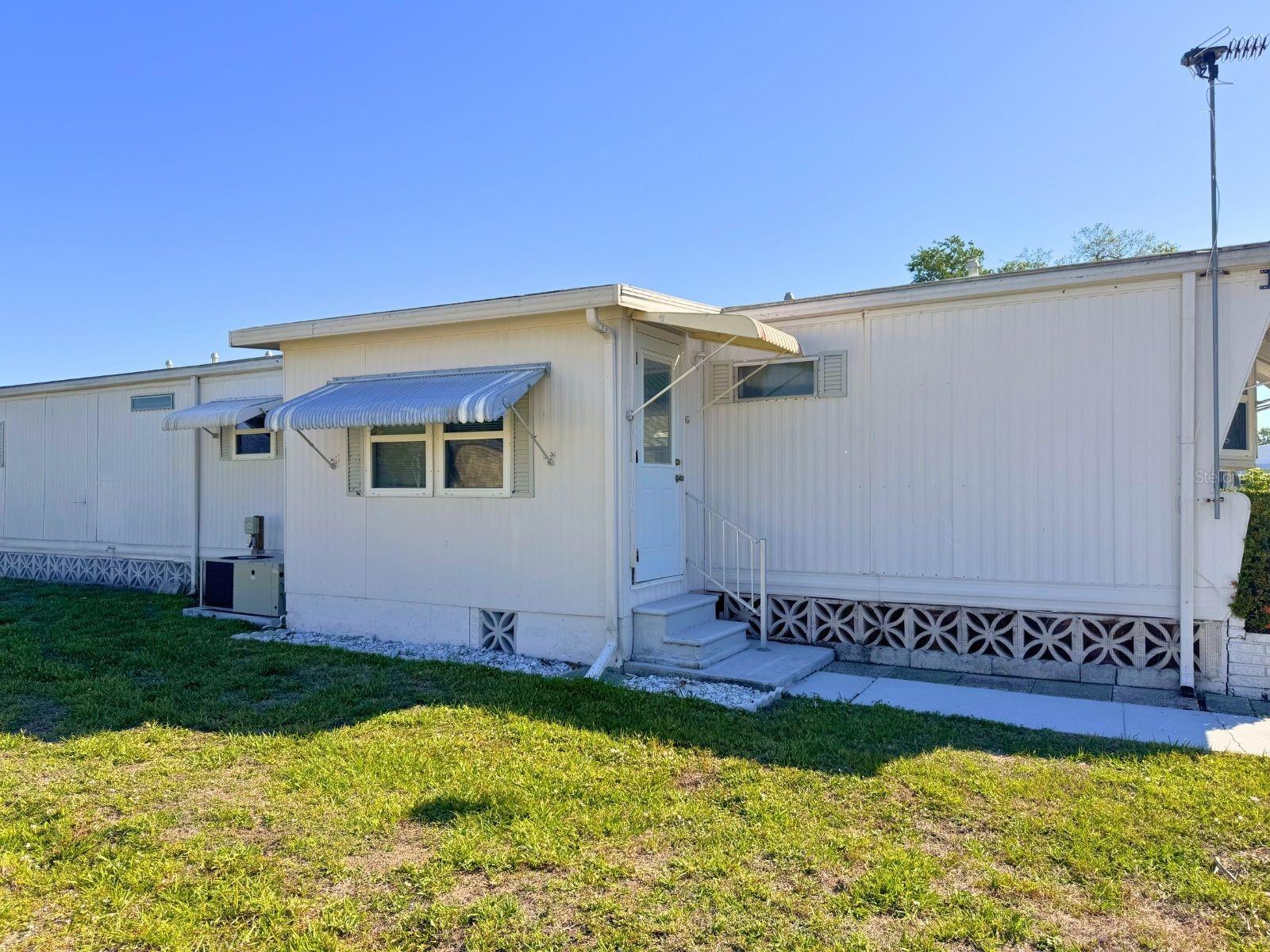 HOLIDAY PARK UNIT 2 - Residential