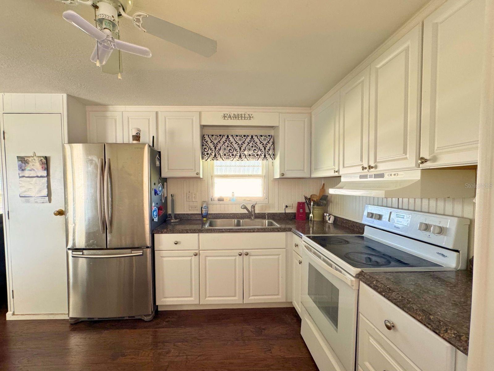 HOLIDAY PARK UNIT 2 - Residential