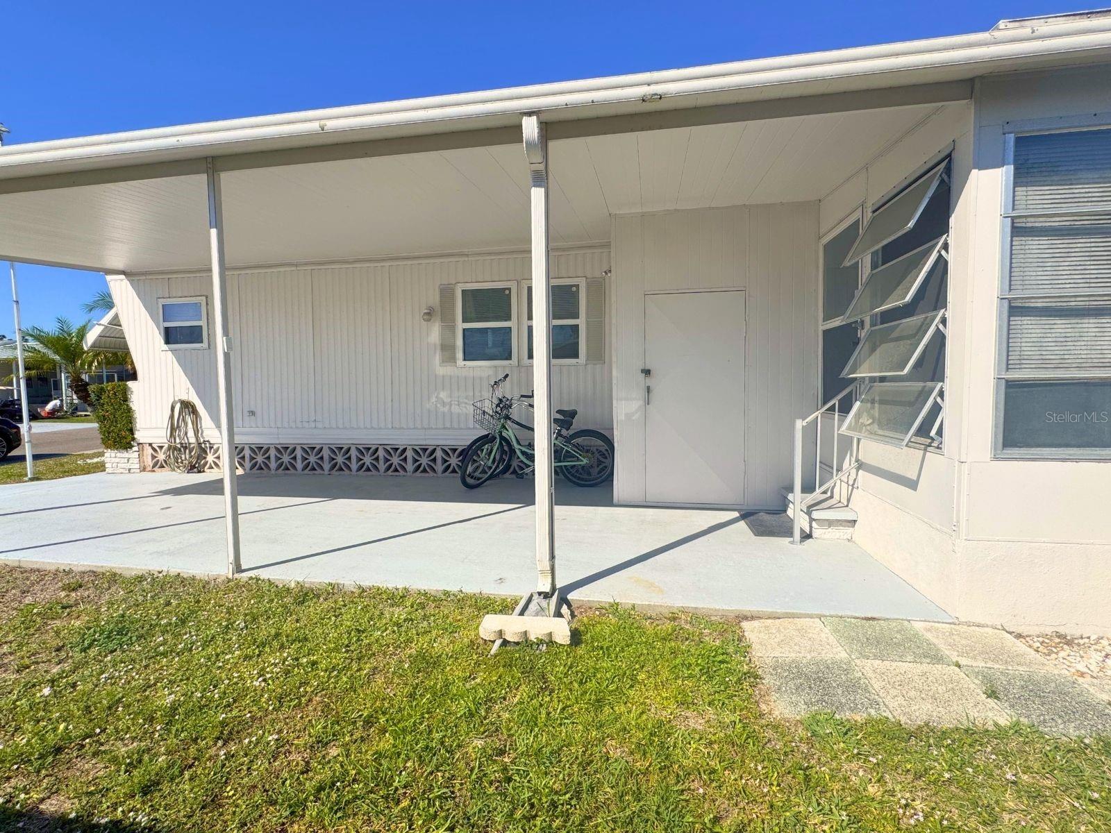 HOLIDAY PARK UNIT 2 - Residential