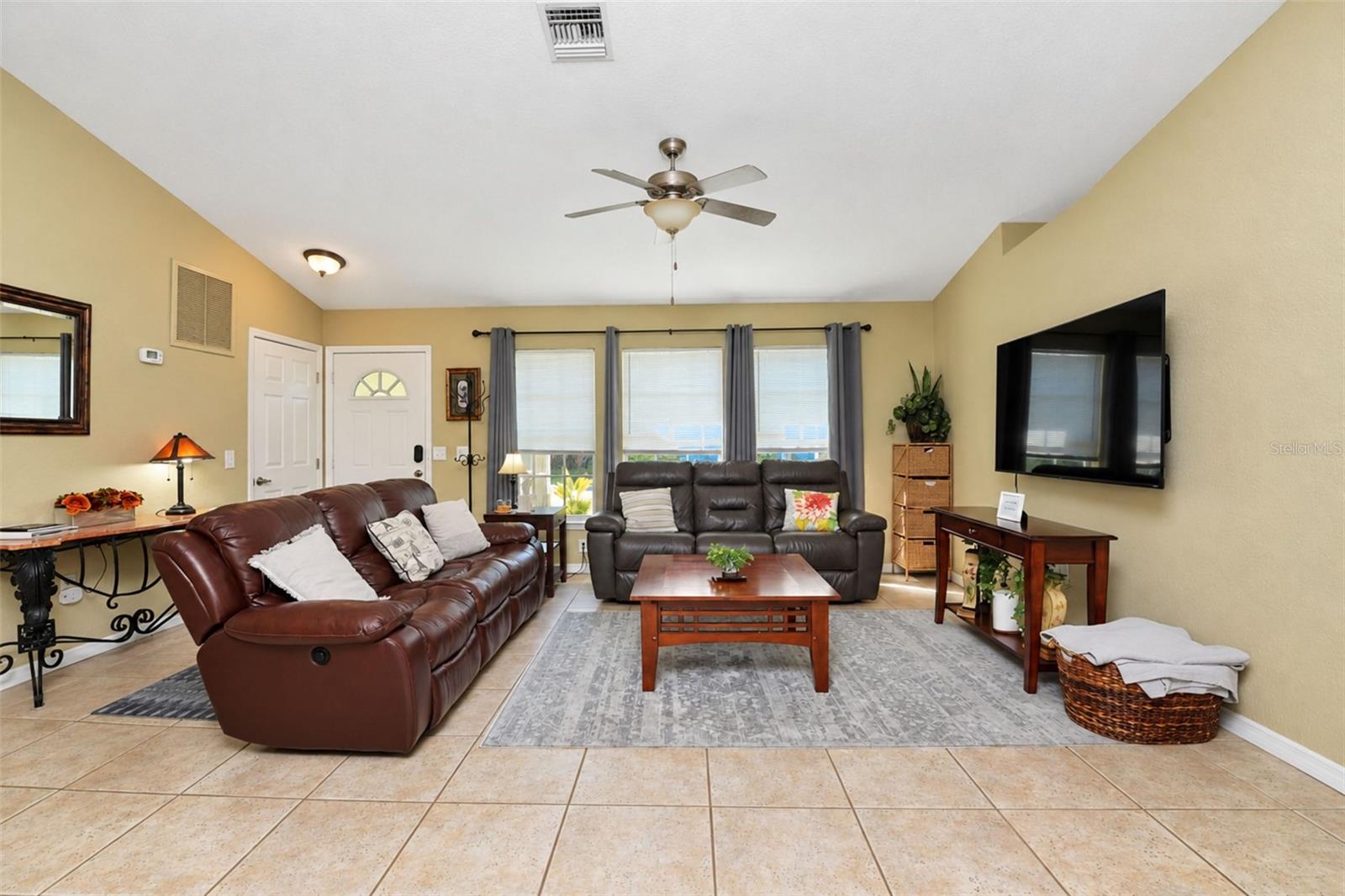 22386 ESPLANADE AVENUE, PORT CHARLOTTE, FL, 33954 1 22386 ESPLANADE AVENUE