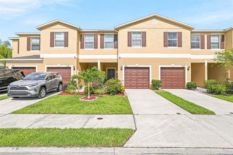 Photo of 12911 Dream Catcher Way, Riverview, FL 33579 (MLS # TB8521598)