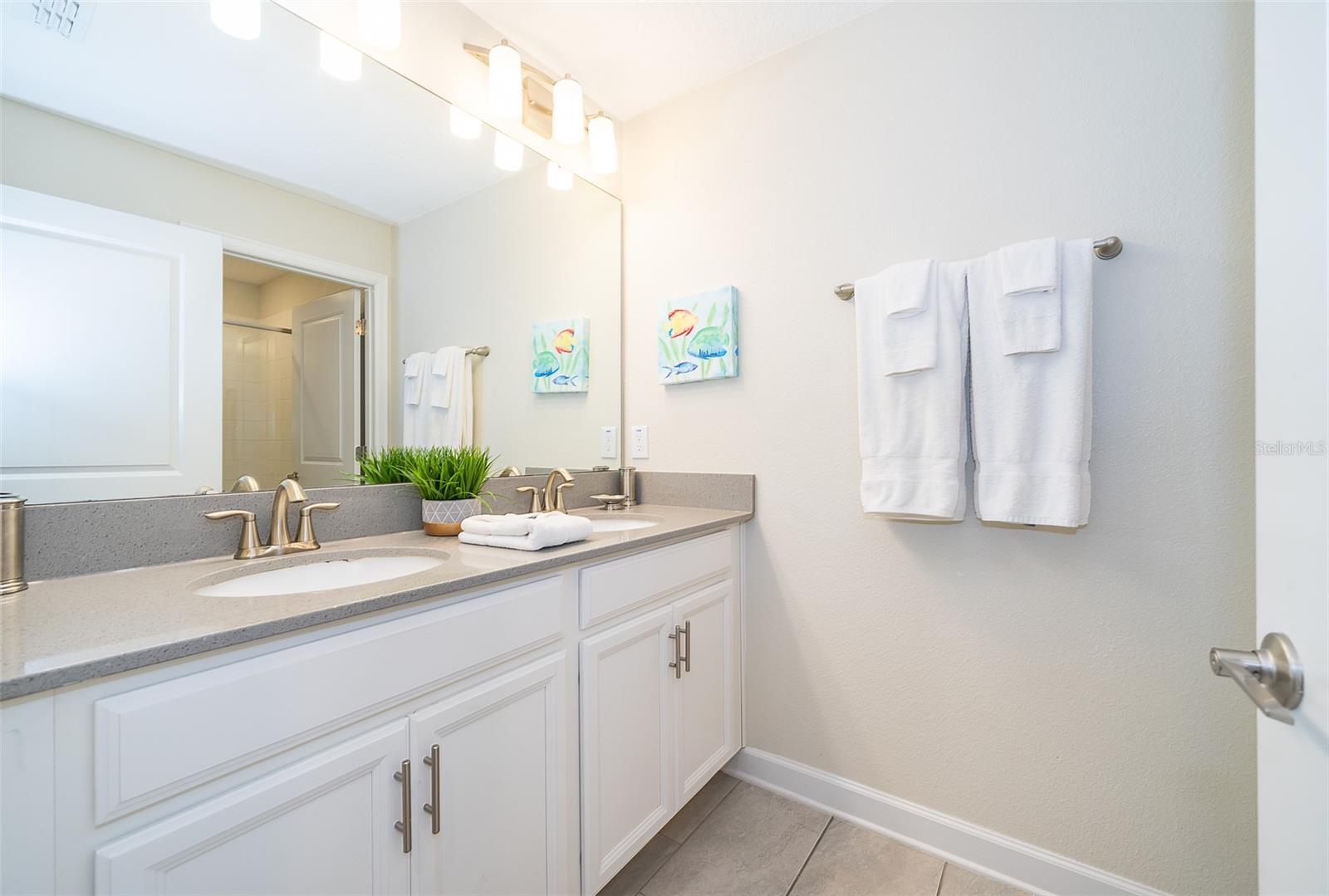 STOREY LAKE - Residential Lease