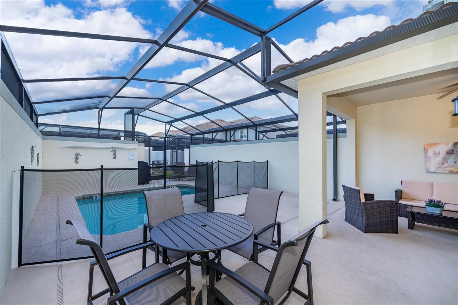 STOREY LAKE - Residential Lease