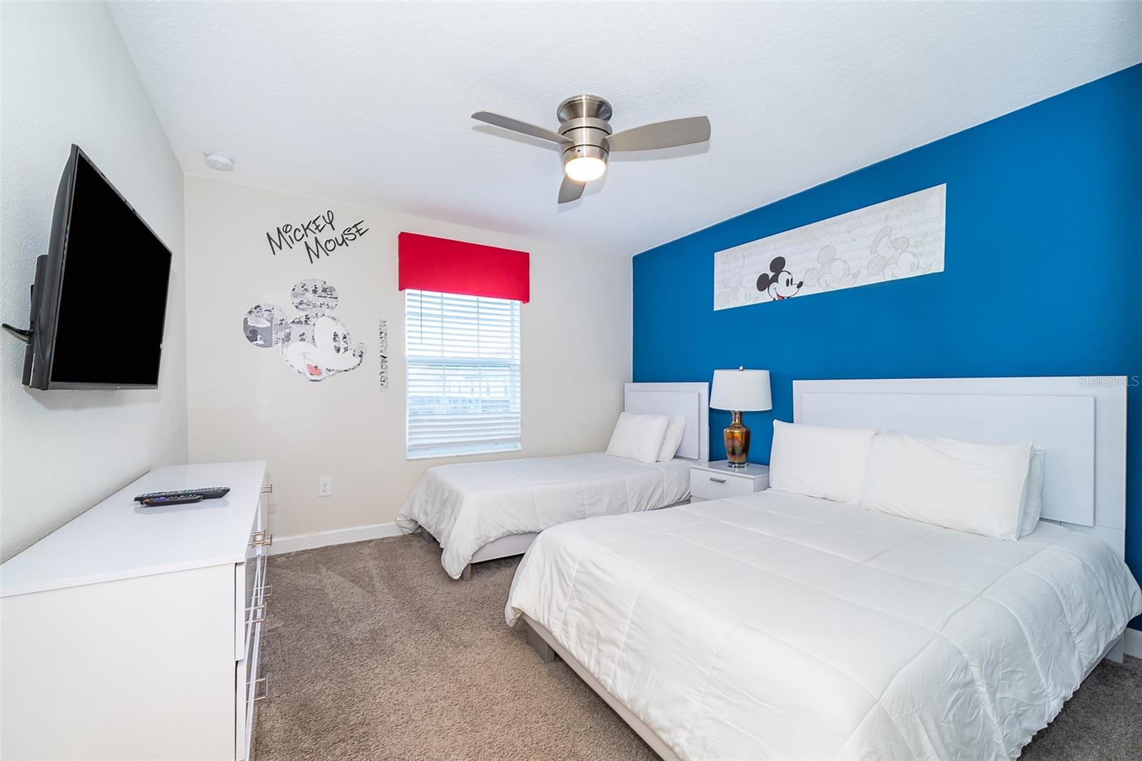 STOREY LAKE - Residential Lease