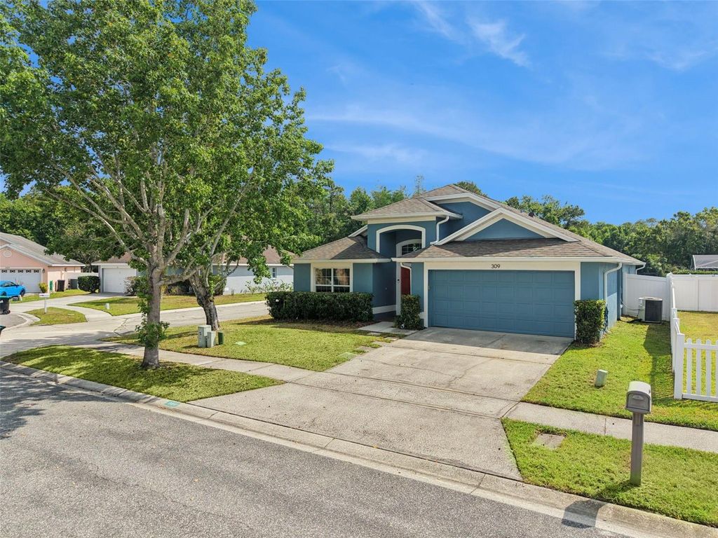 Photo of 309 Freshwater Court, Orlando, FL 32825 (MLS # O6402302)