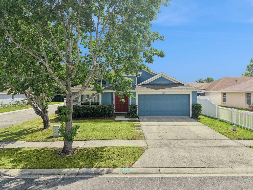 Photo of 309 Freshwater Court, Orlando, FL 32825 (MLS # O6402302)