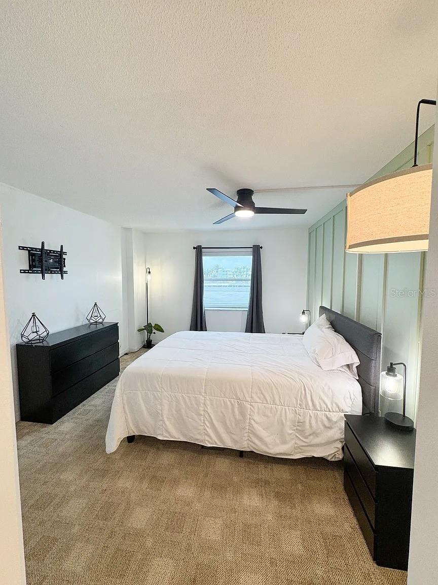 THREE PALMS POINTE CONDO - Residential