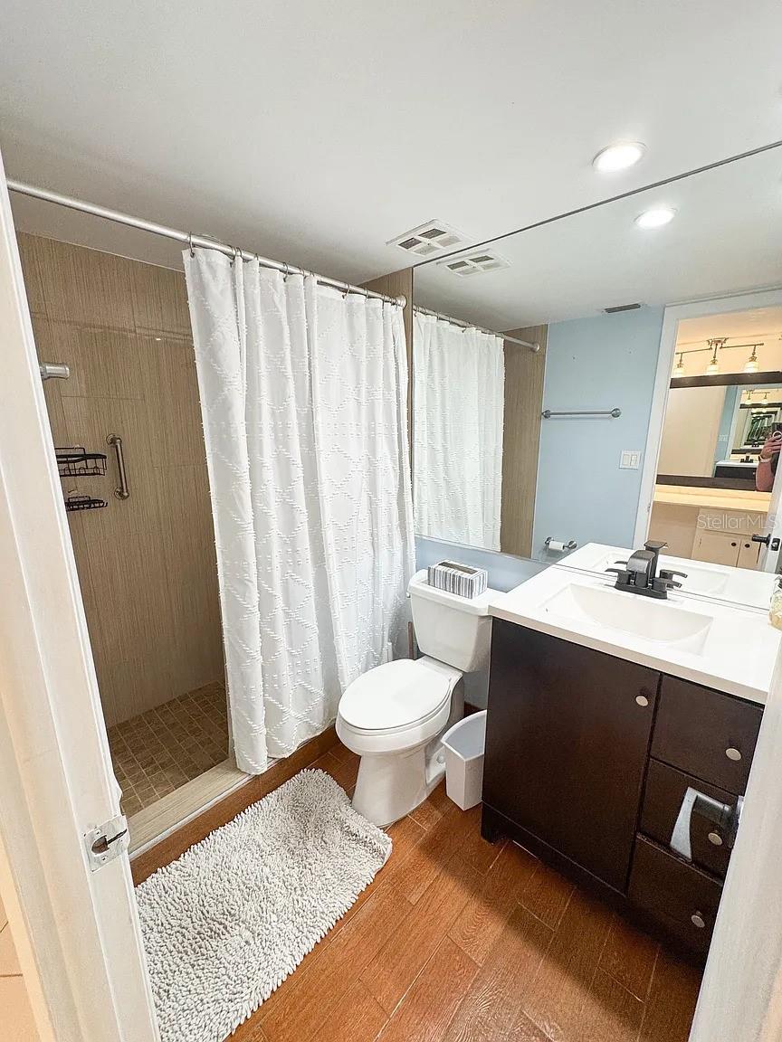 THREE PALMS POINTE CONDO - Residential