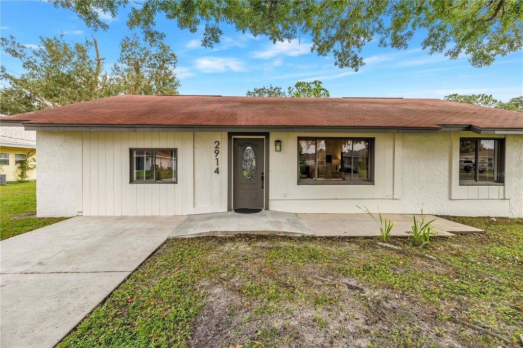Photo of 2914 Delrose Drive N, Lakeland, FL 33805 (MLS # TB8546184)