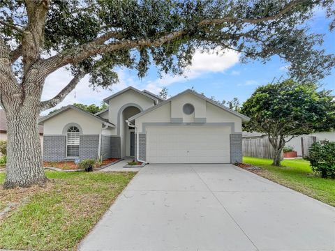 Photo of 1537 Maximilian Drive, Wesley Chapel, FL 33543 (MLS # O6414409)