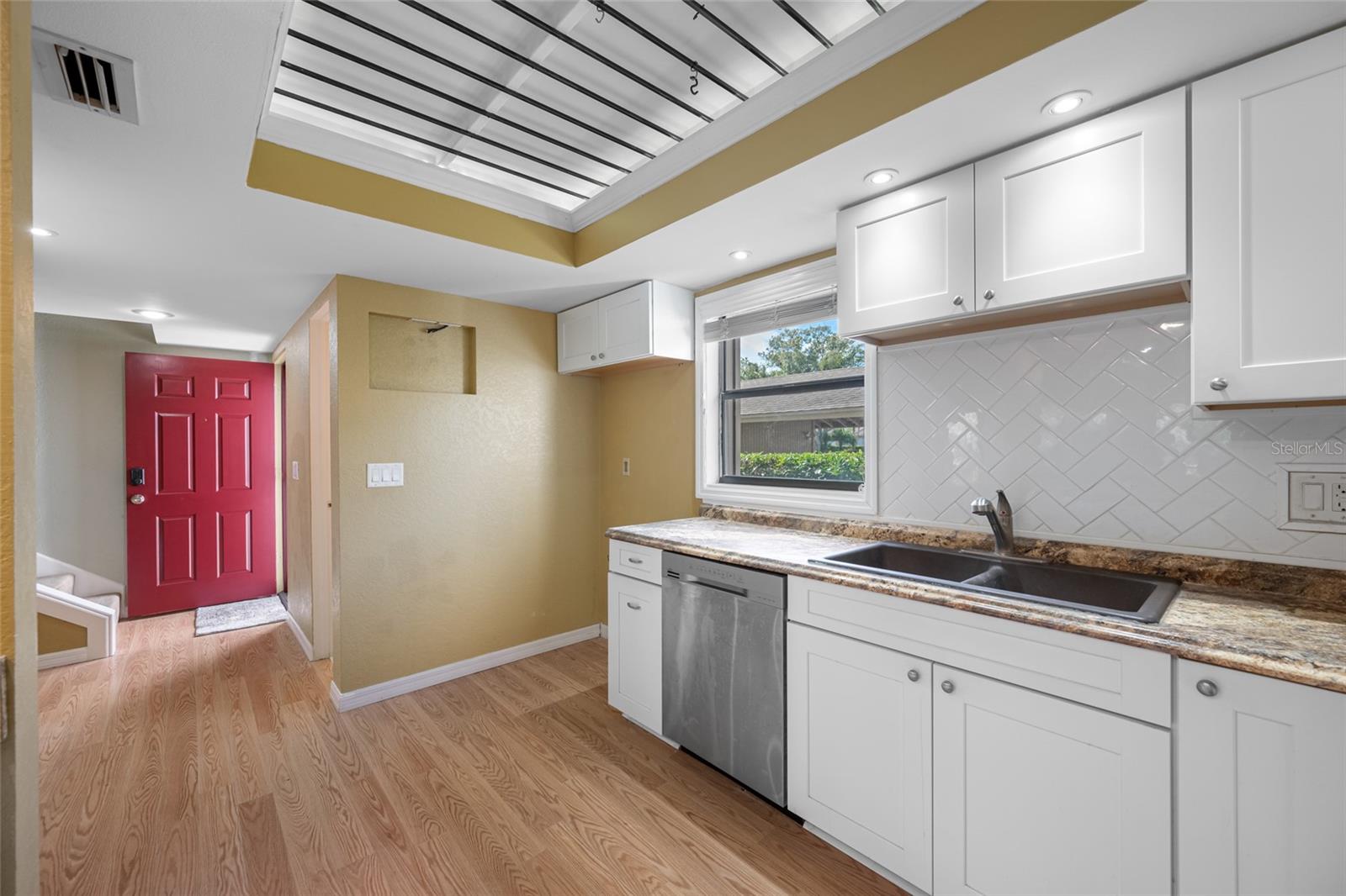 EAST LAKE WOODLANDS CLUSTER HOMES UNIT TWO - Residential