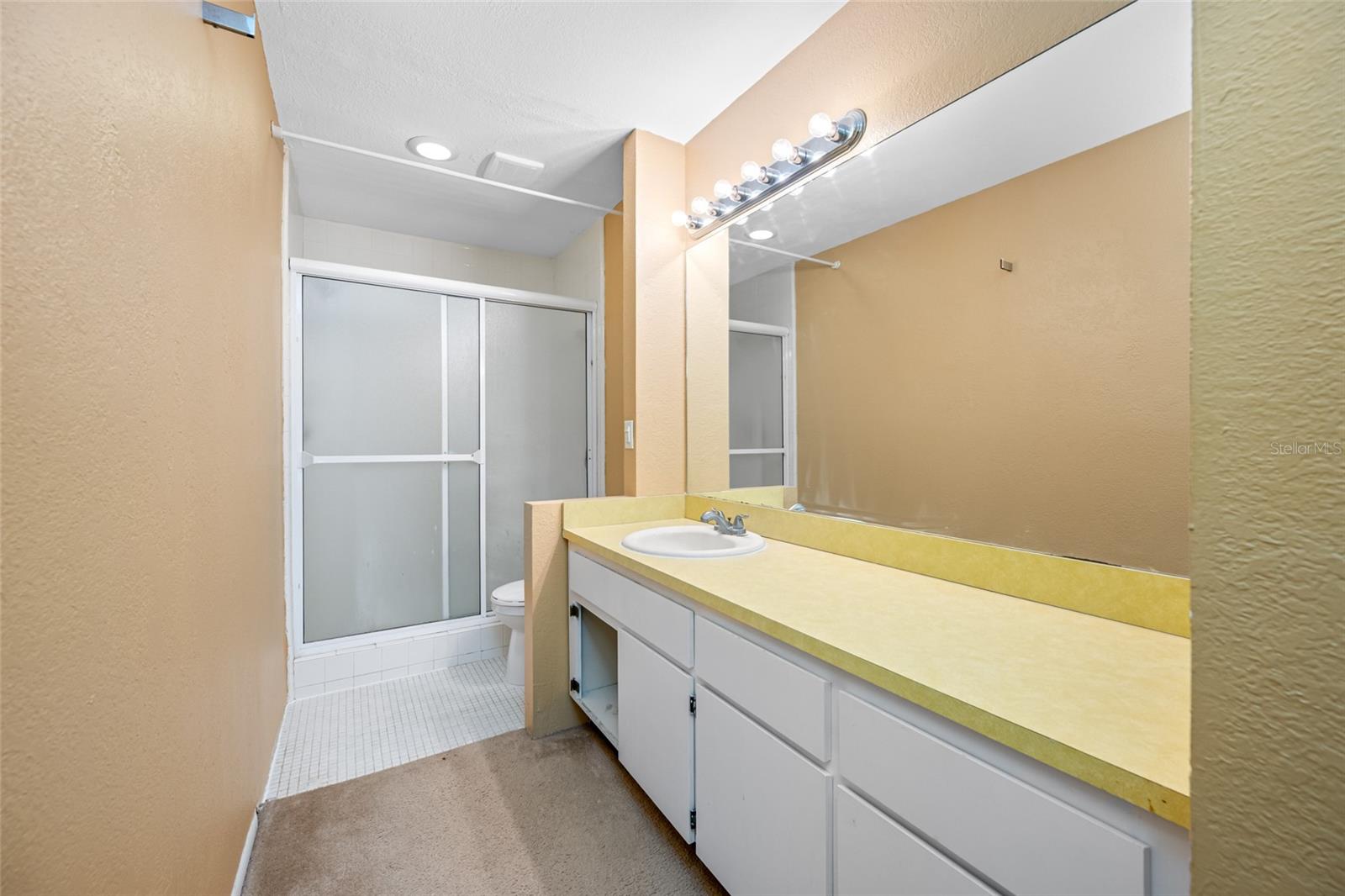 EAST LAKE WOODLANDS CLUSTER HOMES UNIT TWO - Residential