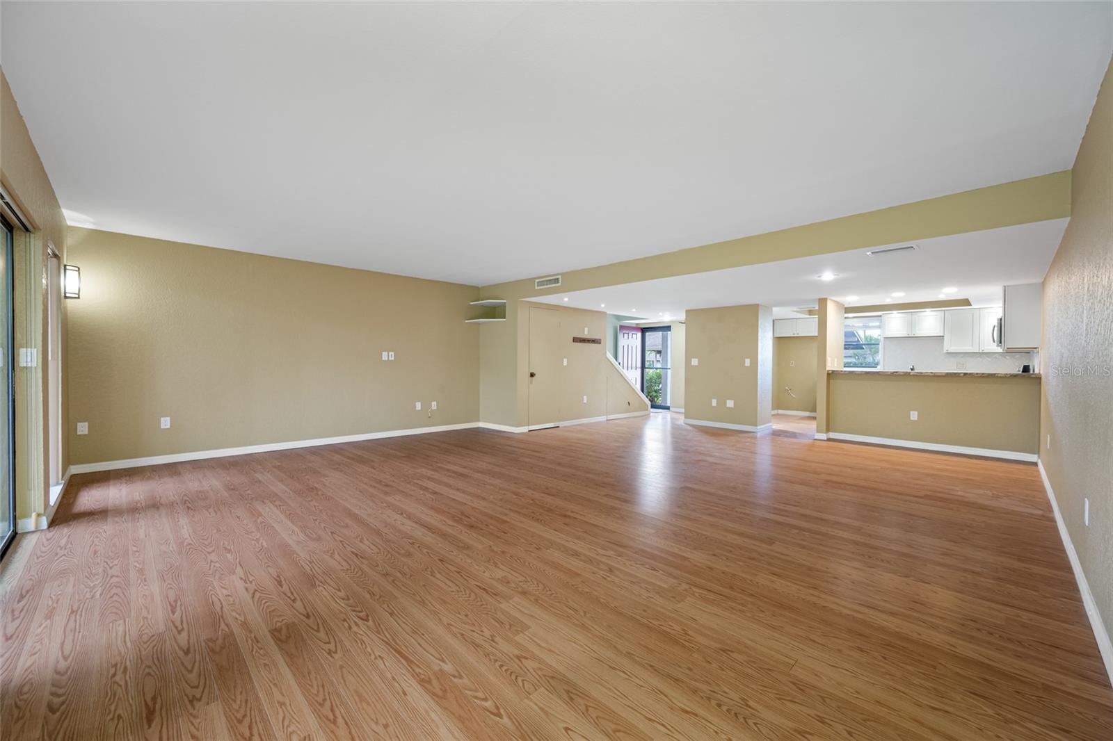 EAST LAKE WOODLANDS CLUSTER HOMES UNIT TWO - Residential