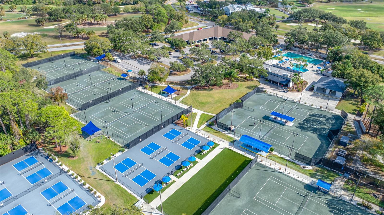 EAST LAKE WOODLANDS CLUSTER HOMES UNIT TWO - Residential