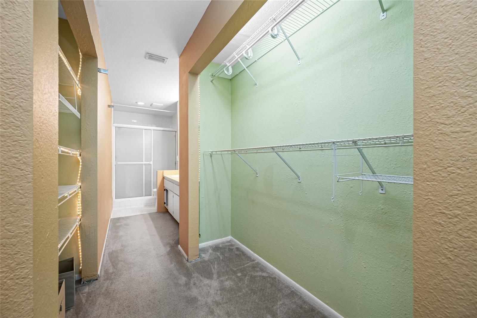 EAST LAKE WOODLANDS CLUSTER HOMES UNIT TWO - Residential