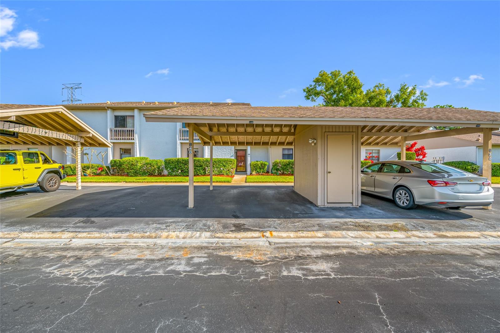 EAST LAKE WOODLANDS CLUSTER HOMES UNIT TWO - Residential