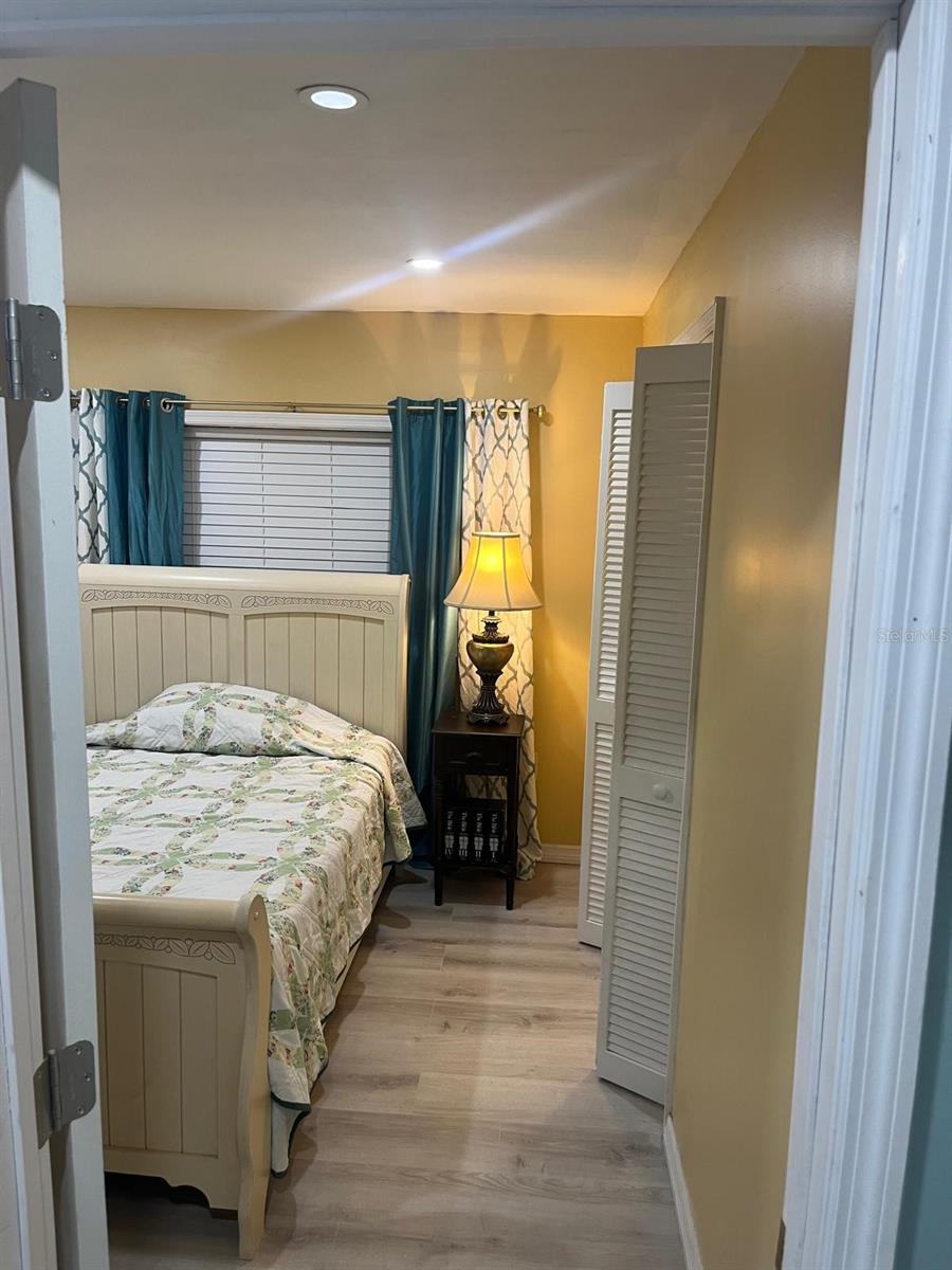 GROVELAND - Residential Lease