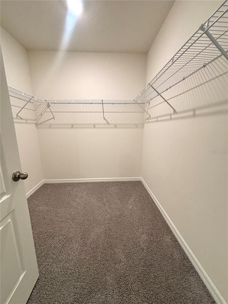 WINDROSE - Residential Lease