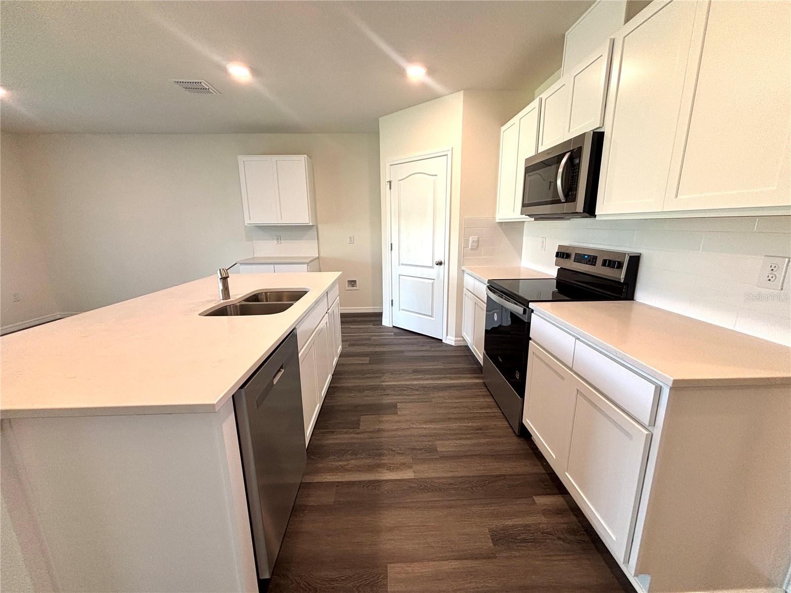 WINDROSE - Residential Lease