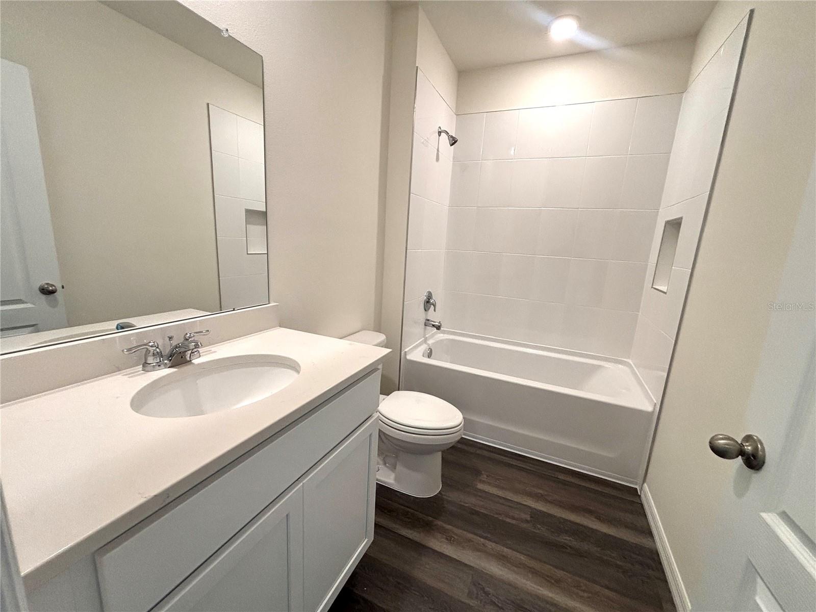 WINDROSE - Residential Lease