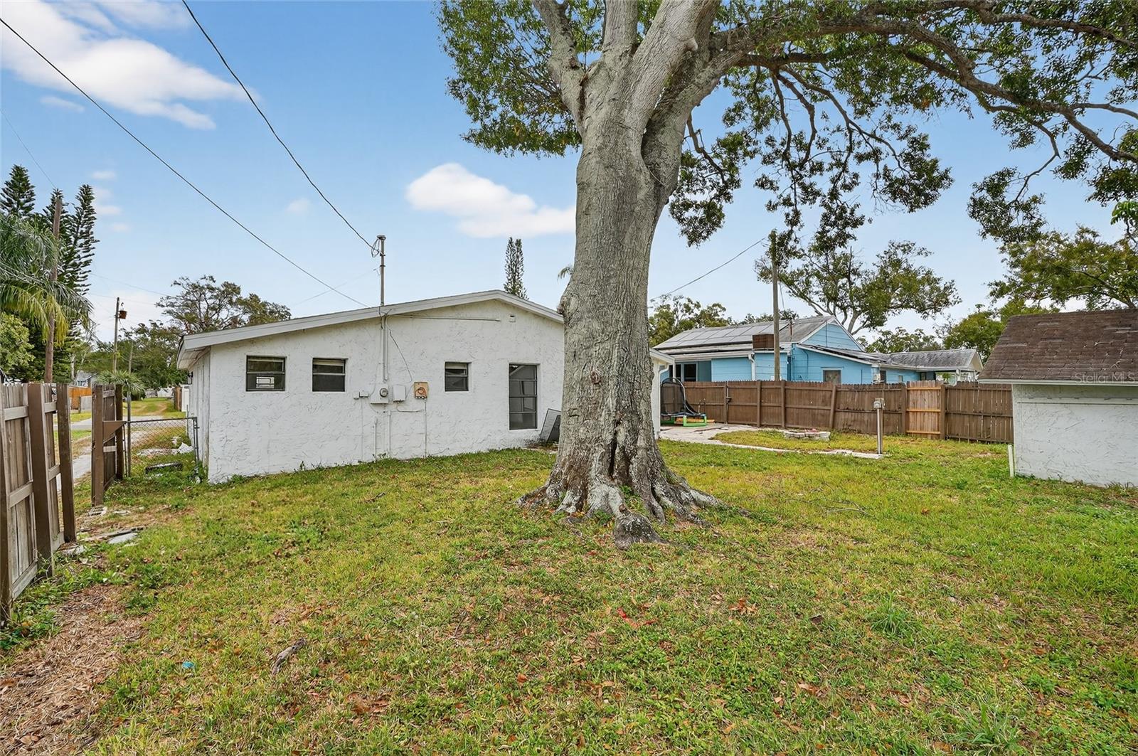 ANN PARK HEIGHTS - Residential