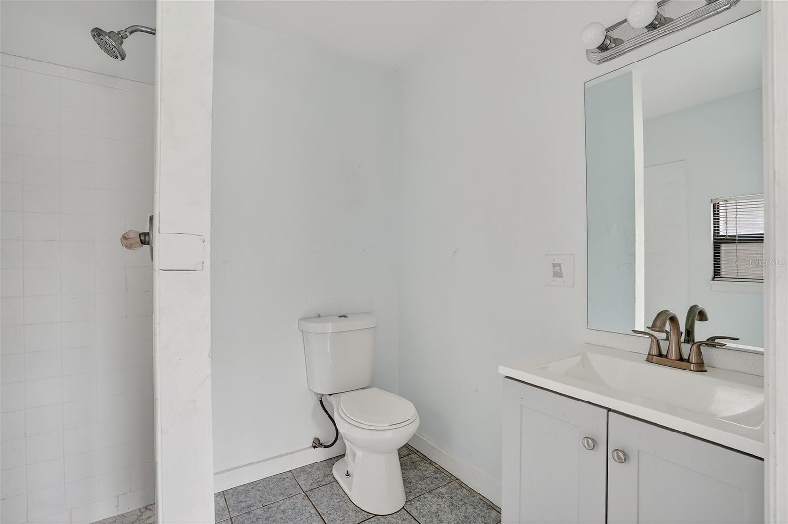 ANN PARK HEIGHTS - Residential