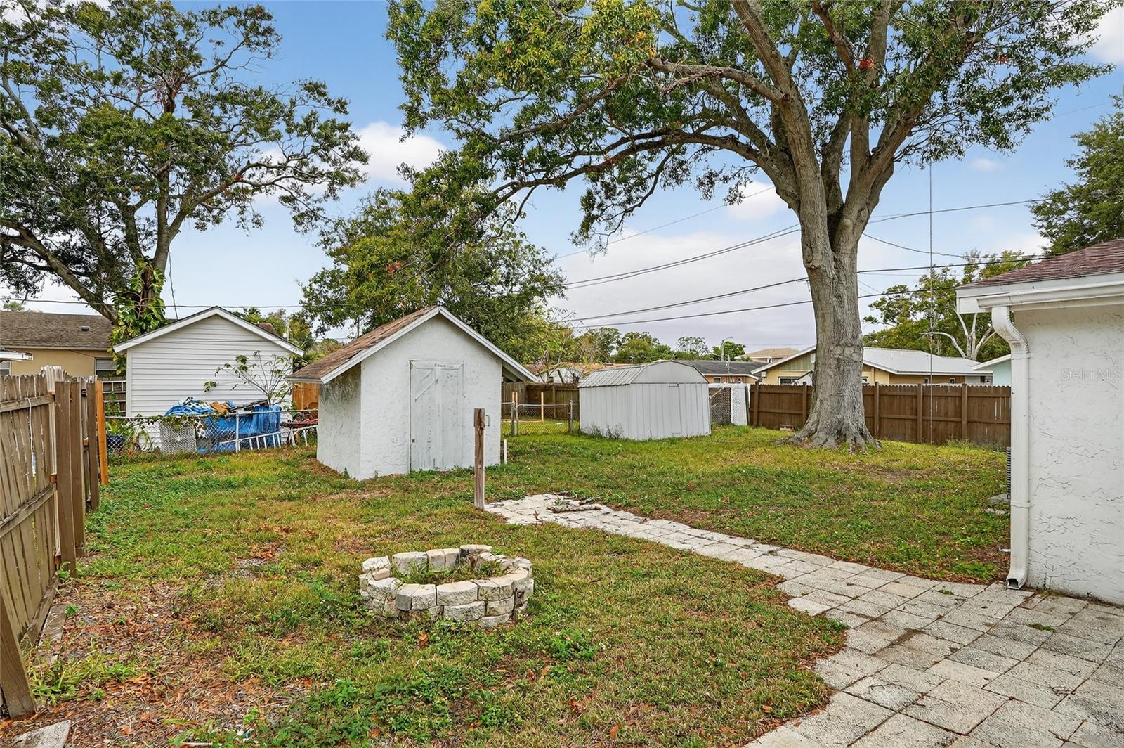 ANN PARK HEIGHTS - Residential