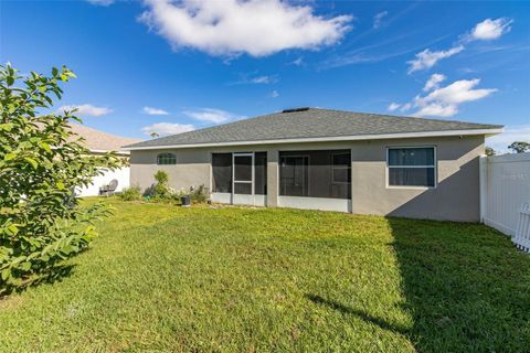 A home in LAKE ALFRED