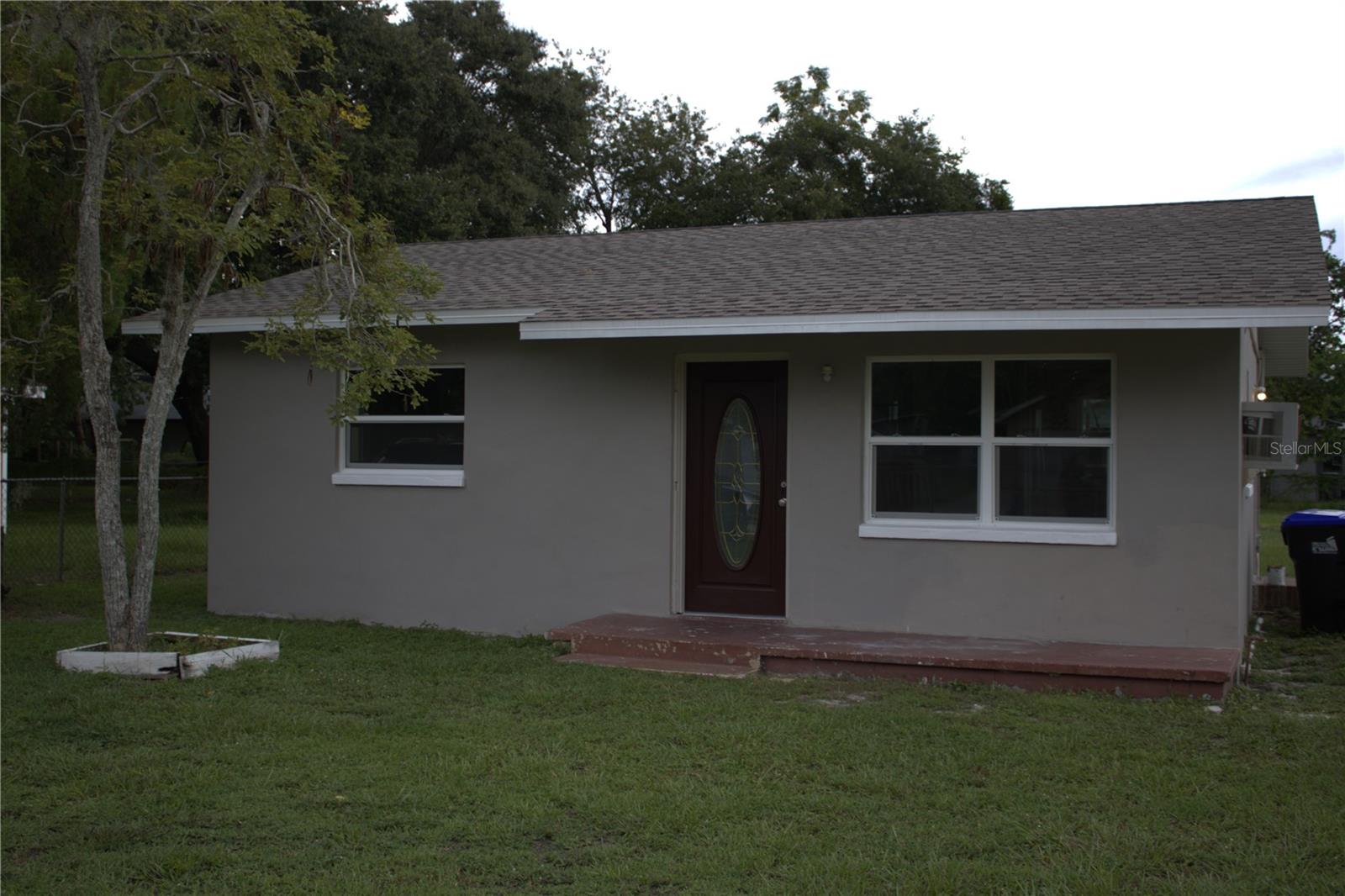 Welcome to your new home
This 2-bedroom, 1-bathroom home in Ocoee offers 754 square feet of comfortable, move-in-ready living. Ideal as a starter home or investment property, new HVAC unit, the interior features tile flooring throughout, fresh paint, new ceiling fans, an updated bathroom, and all stainless-steel appliance kitchen. The home opens to a spacious backyard. Its layout maximizes functionality and ease of living while keeping maintenance simple. Location is a standout feature, with quick access to downtown Ocoee, shopping centers and schools. Commuting and everyday errands are convenient thanks to nearby roads and transportation options. With recent updates, a practical layout, and a central location, this property is an appealing opportunity for first-time buyers or investors looking to enter the Ocoee / Orlando market.